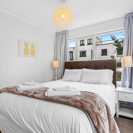 One Bedroom Apartment, Heart Of Newmarket Auckland Dış mekan fotoğraf